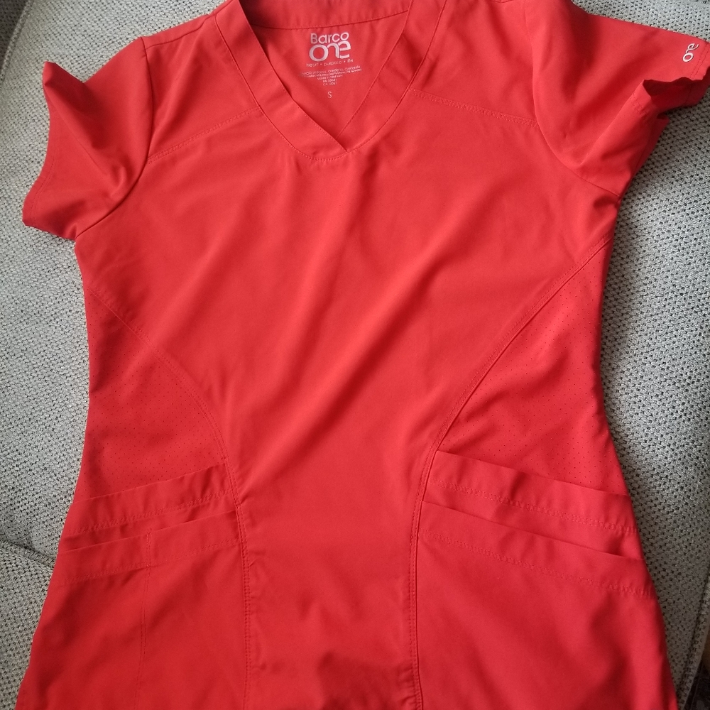 Scrub top